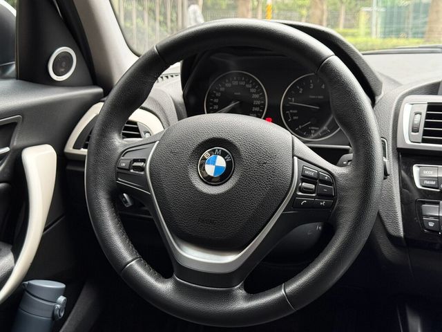 BMW寶馬 118I  第8張相片