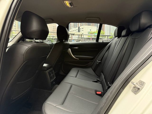 BMW寶馬 118I  第15張相片