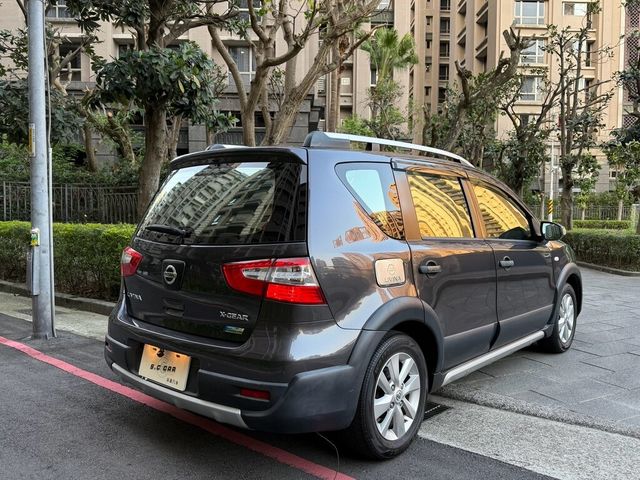 NISSAN日產 LIVINA  第2張相片