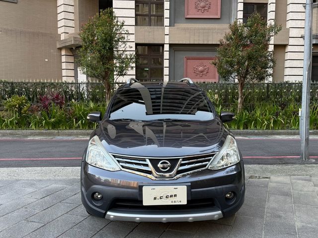 NISSAN日產 LIVINA  第3張相片