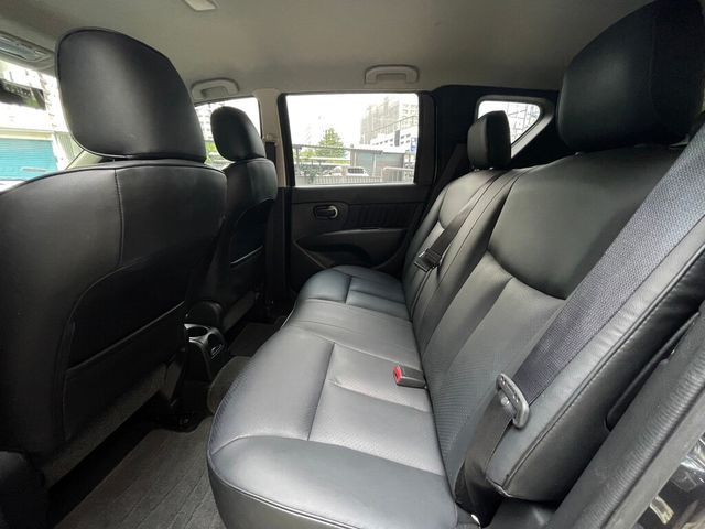 NISSAN日產 LIVINA  第11張相片