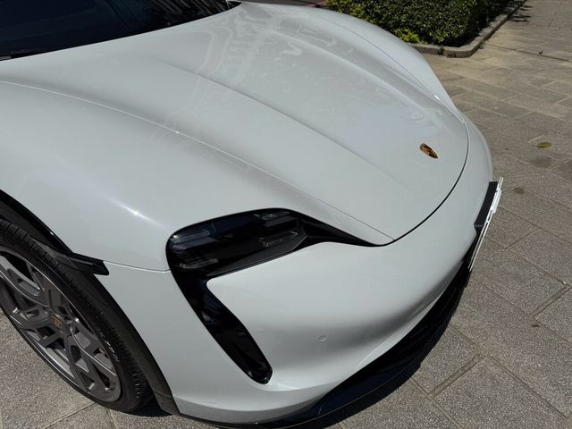 PORSCHE保時捷 TAYCAN  第6張相片
