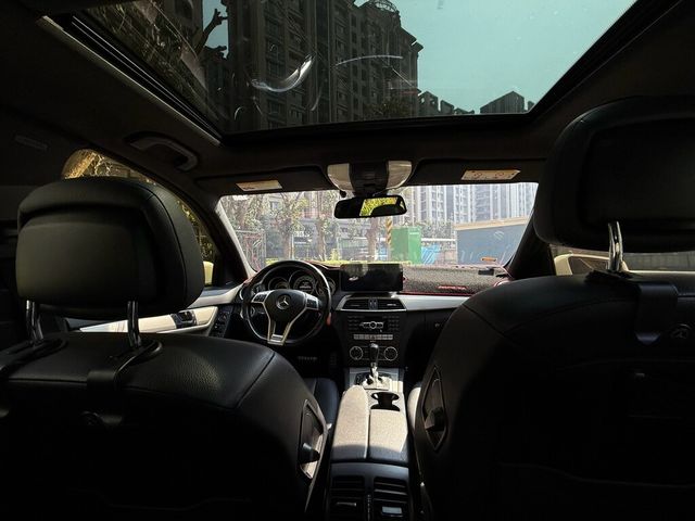 M-BENZ賓士 C250  第13張相片