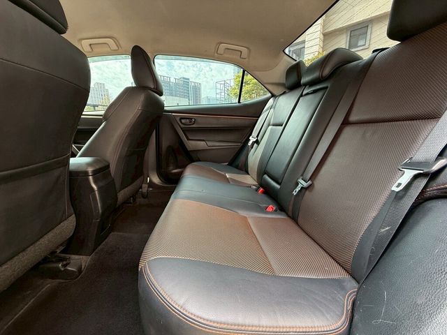 TOYOTA豐田 ALTIS  第18張相片