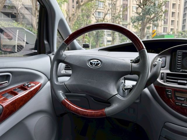 TOYOTA豐田 PREVIA  第8張相片