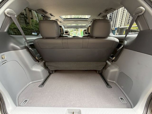 TOYOTA豐田 PREVIA  第17張相片