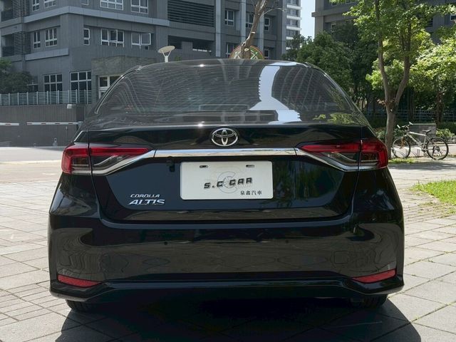TOYOTA豐田 ALTIS  第4張相片