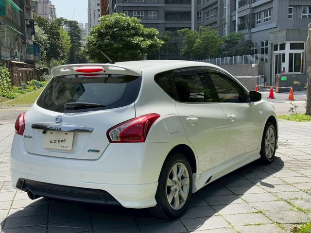 NISSAN日產 TIIDA  第2張相片