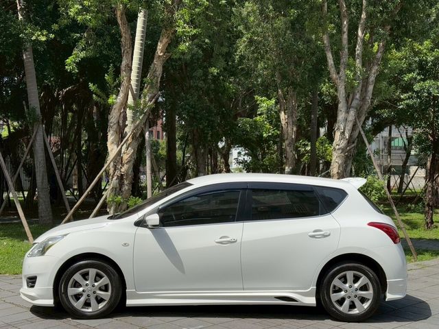 NISSAN日產 TIIDA  第6張相片