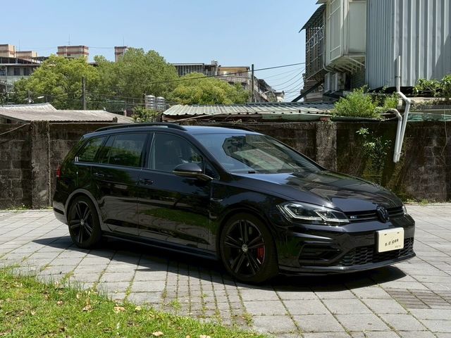 VOLKSWAGEN福斯 GOLF VARIANT  第1張相片