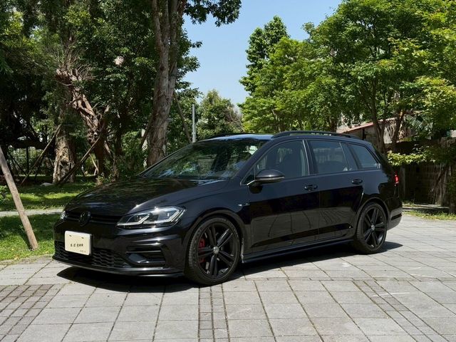 VOLKSWAGEN福斯 GOLF VARIANT  第2張相片