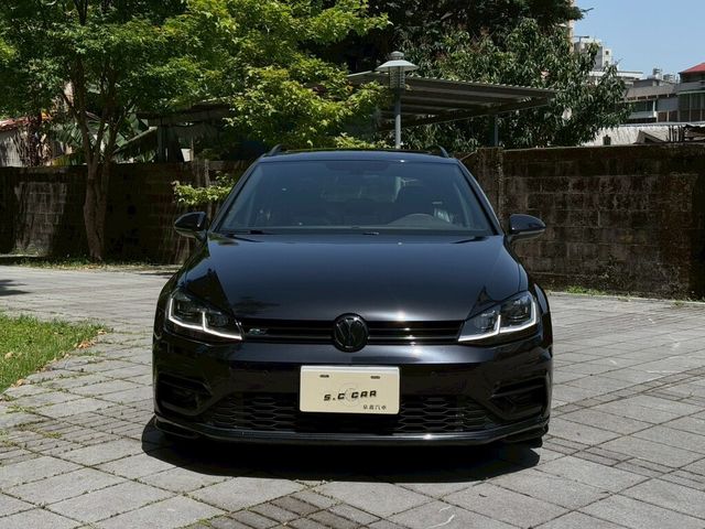 VOLKSWAGEN福斯 GOLF VARIANT  第3張相片