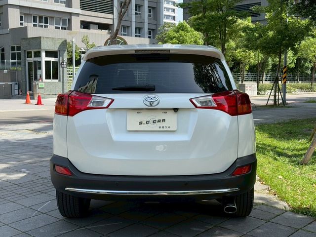 TOYOTA豐田 RAV4  第4張相片