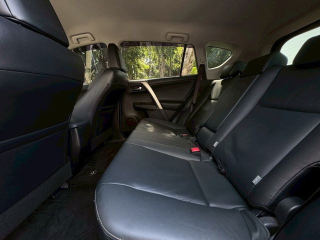 TOYOTA豐田 RAV4  第9張相片