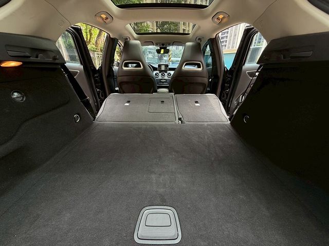 M-BENZ賓士 GLA200  第17張相片