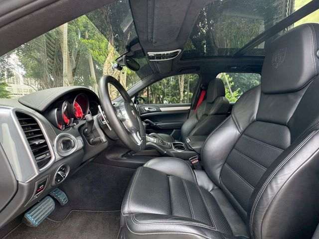 PORSCHE保時捷 CAYENNE  第12張相片