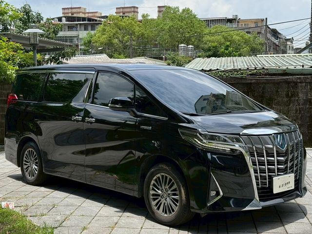 TOYOTA豐田 ALPHARD  第1張相片