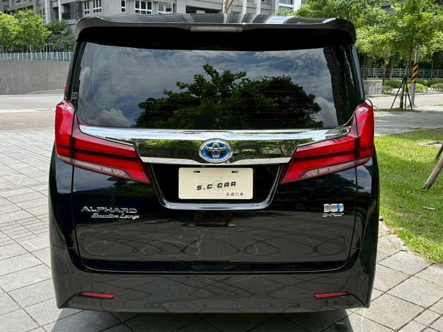TOYOTA豐田 ALPHARD  第4張相片