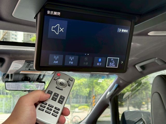 TOYOTA豐田 ALPHARD  第15張相片