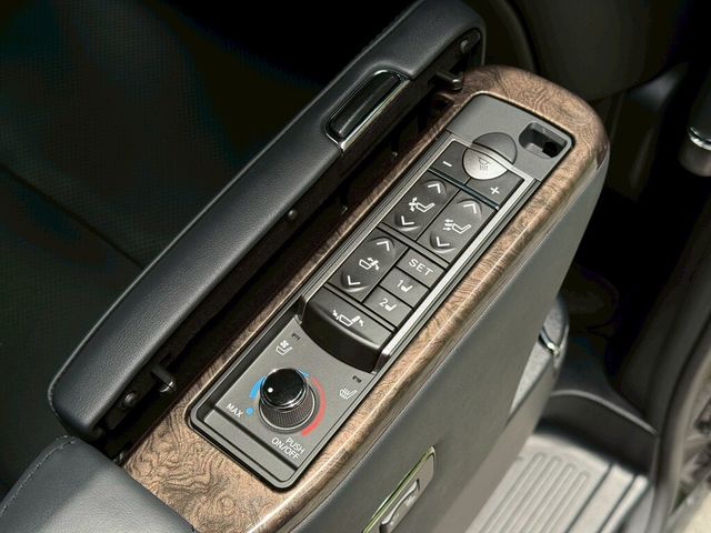 TOYOTA豐田 ALPHARD  第19張相片