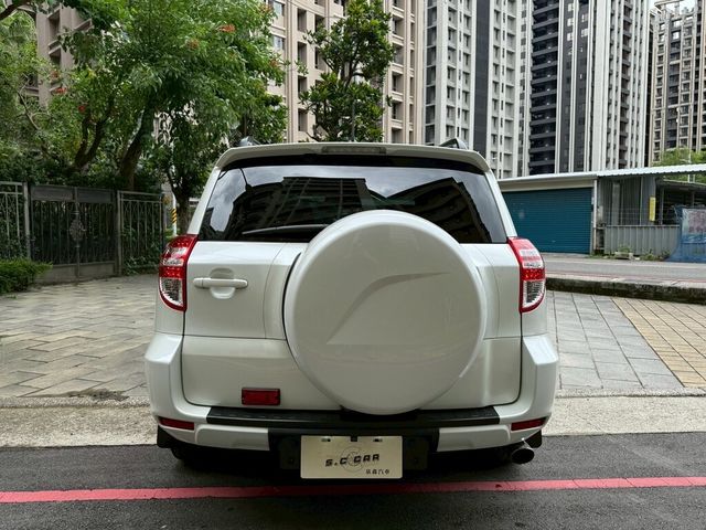 TOYOTA豐田 RAV4  第4張相片