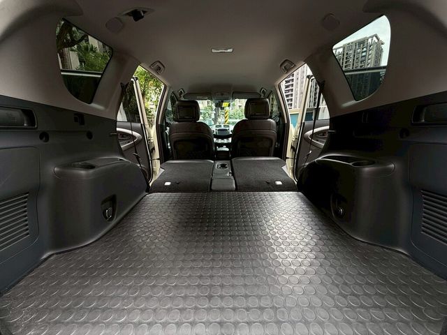 TOYOTA豐田 RAV4  第9張相片