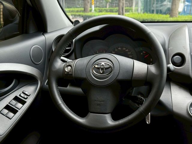 TOYOTA豐田 RAV4  第11張相片