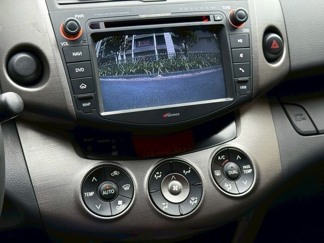 TOYOTA豐田 RAV4  第16張相片