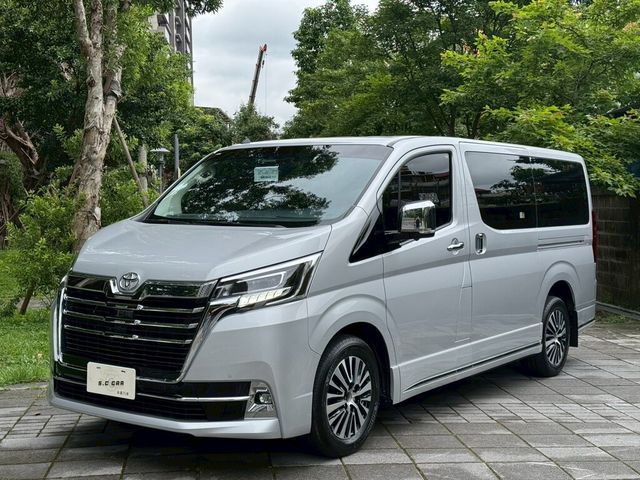 TOYOTA豐田 GRANVIA  第3張相片