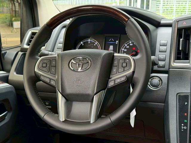 TOYOTA豐田 GRANVIA  第12張相片