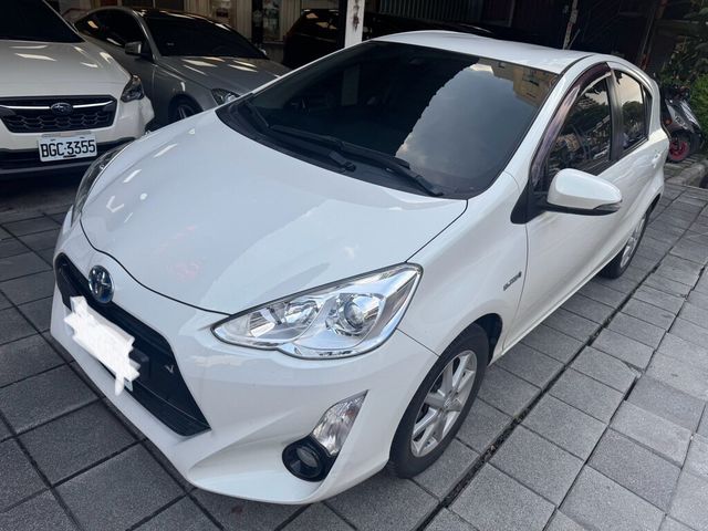 TOYOTA豐田 PRIUS C  第5張相片