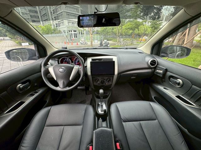 NISSAN日產 LIVINA  第6張相片