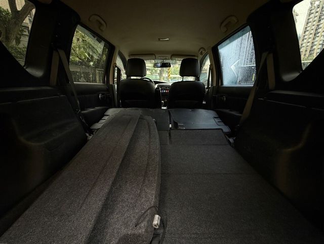 NISSAN日產 LIVINA  第12張相片