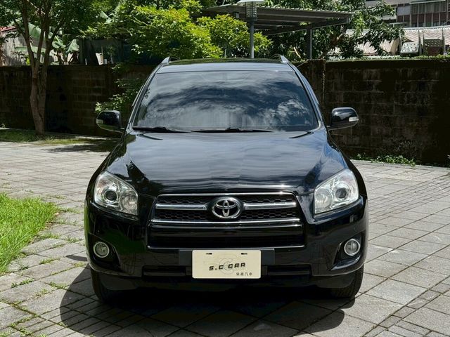 TOYOTA豐田 RAV4  第2張相片