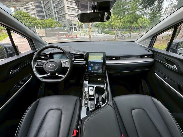 HYUNDAI現代 CUSTIN  第6張相片