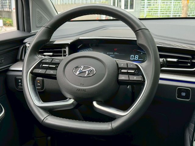 HYUNDAI現代 CUSTIN  第7張相片
