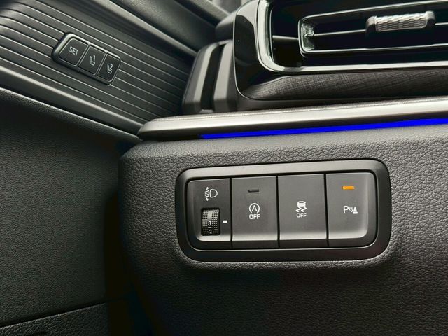 HYUNDAI現代 CUSTIN  第17張相片