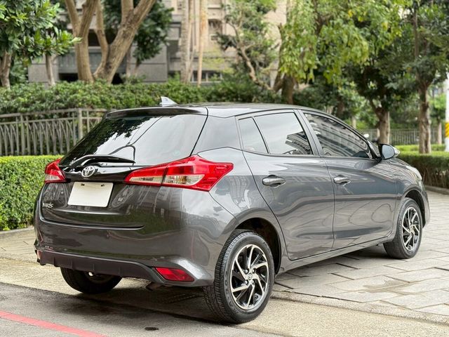 TOYOTA豐田 YARIS  第2張相片