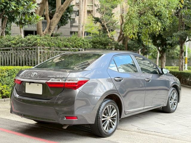 TOYOTA豐田 ALTIS  第2張相片