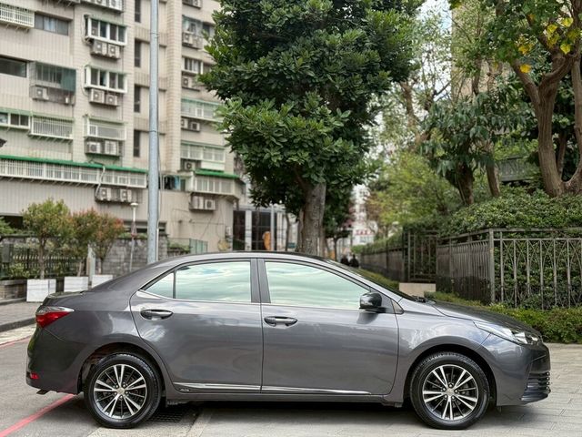 TOYOTA豐田 ALTIS  第8張相片