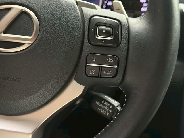 LEXUS凌志 IS200T  第9張相片