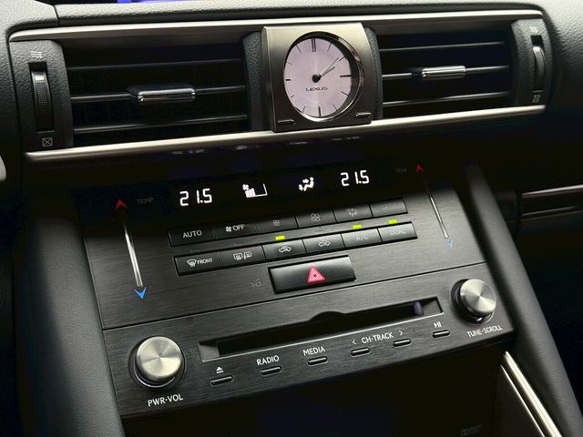 LEXUS凌志 IS200T  第12張相片