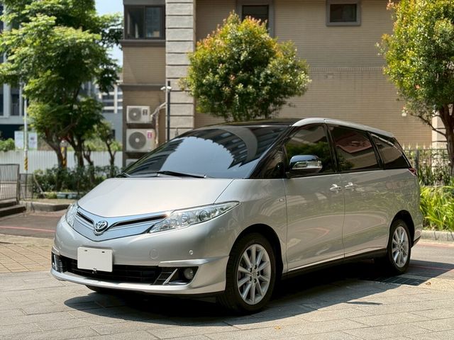 TOYOTA豐田 PREVIA  第1張相片