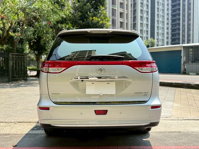 TOYOTA豐田 PREVIA  第7張相片