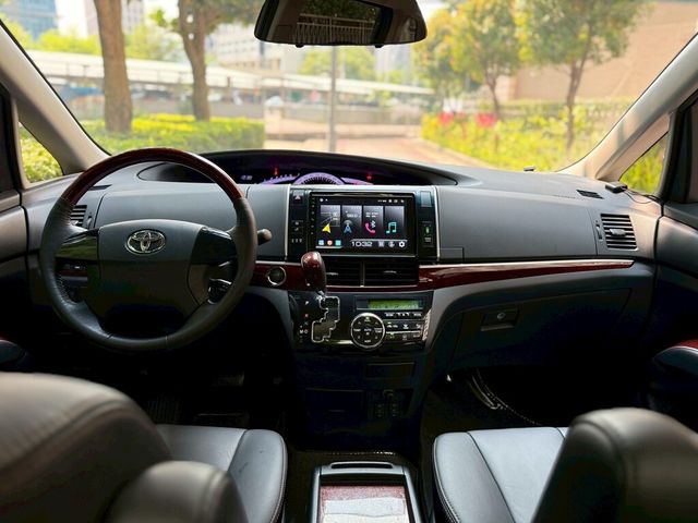 TOYOTA豐田 PREVIA  第8張相片