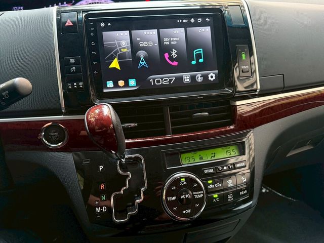 TOYOTA豐田 PREVIA  第11張相片