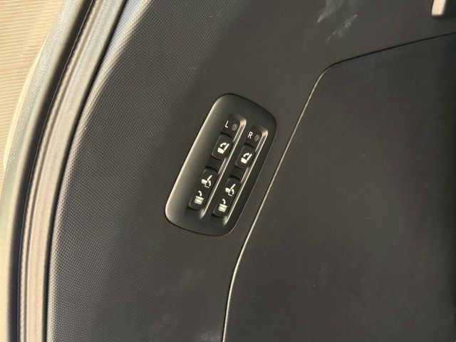 TOYOTA豐田 PREVIA  第18張相片