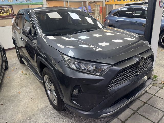 TOYOTA豐田 RAV4  第1張相片