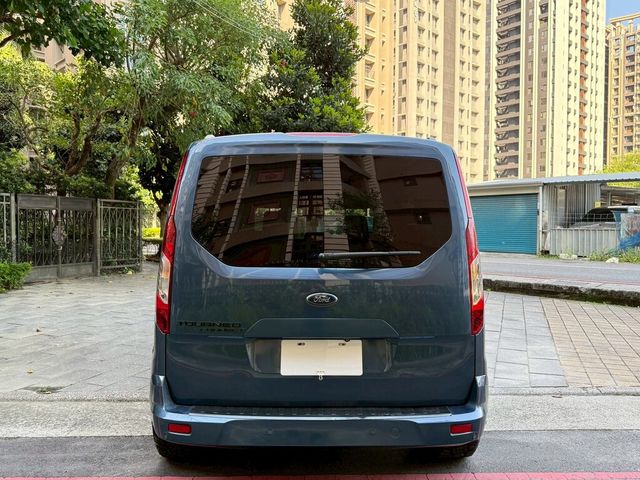 FORD福特 TOURNEO CONNECT  第6張相片