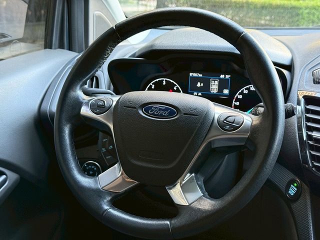 FORD福特 TOURNEO CONNECT  第9張相片